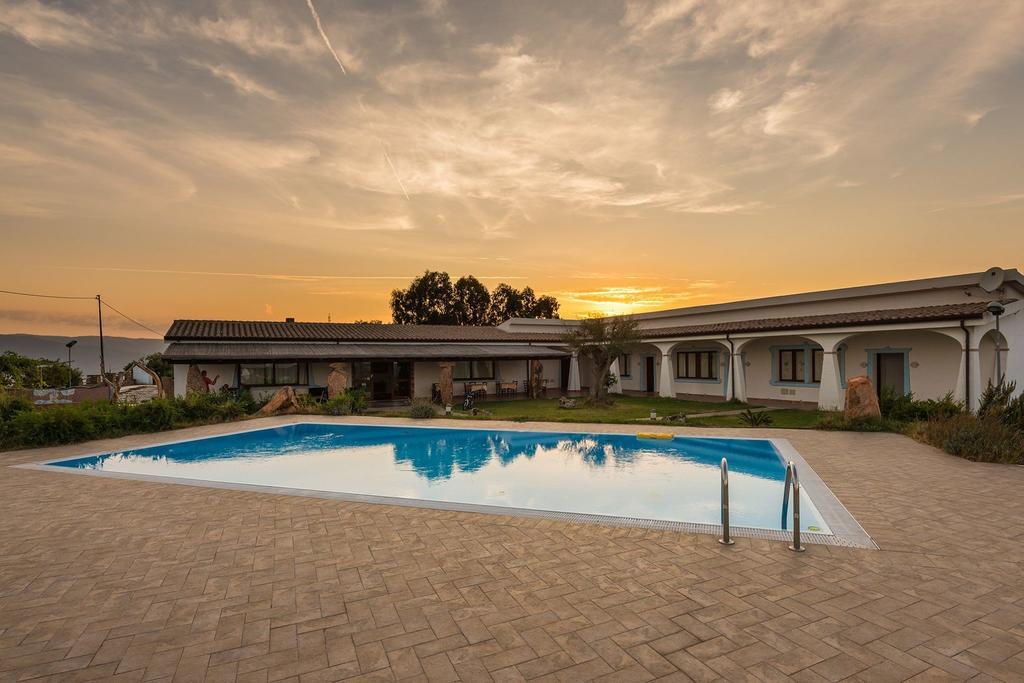Agriturismo Irghitula Позада Екстериор снимка